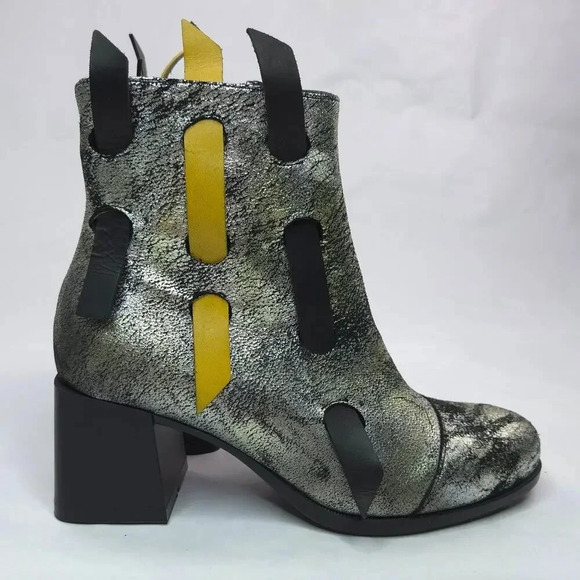 New Free People by Papucei Ankle Monet Chelsea Boots Size 6 - Picture 1 of 6